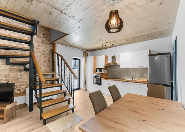 Maria Tadini Villa *